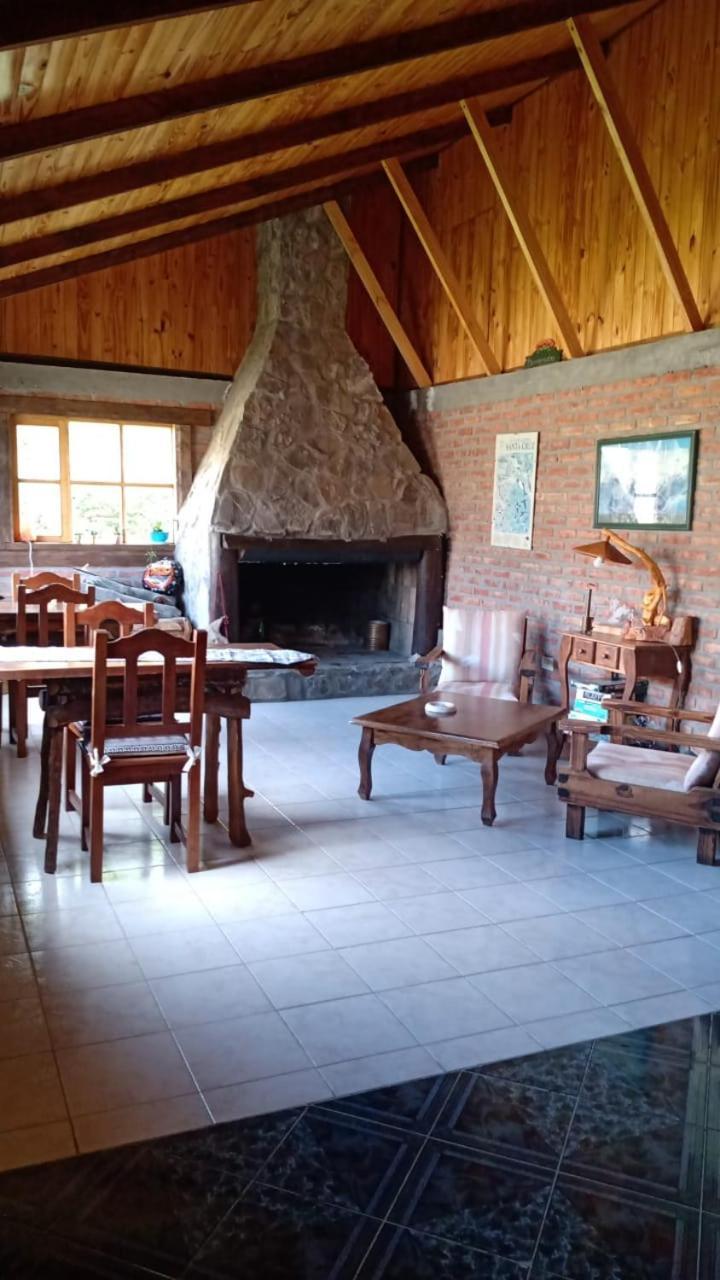 Hosteria Altas Cumbres 厄尔查尔坦 外观 照片